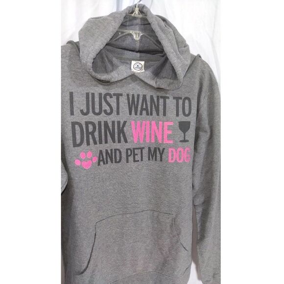 Delta Graphic Novelty Hoodie Sweatshirt Drink Wine & Pet Dog Lghtwght Fleece Med - Picture 1 of 5